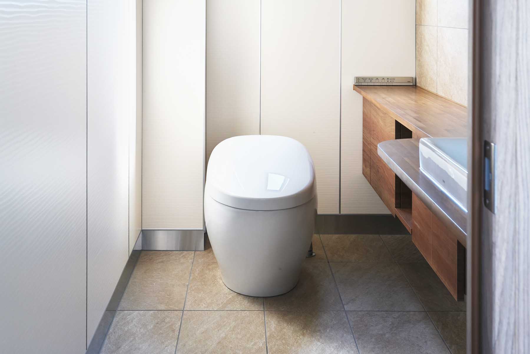 三宅設備工業株式会社 トイレ