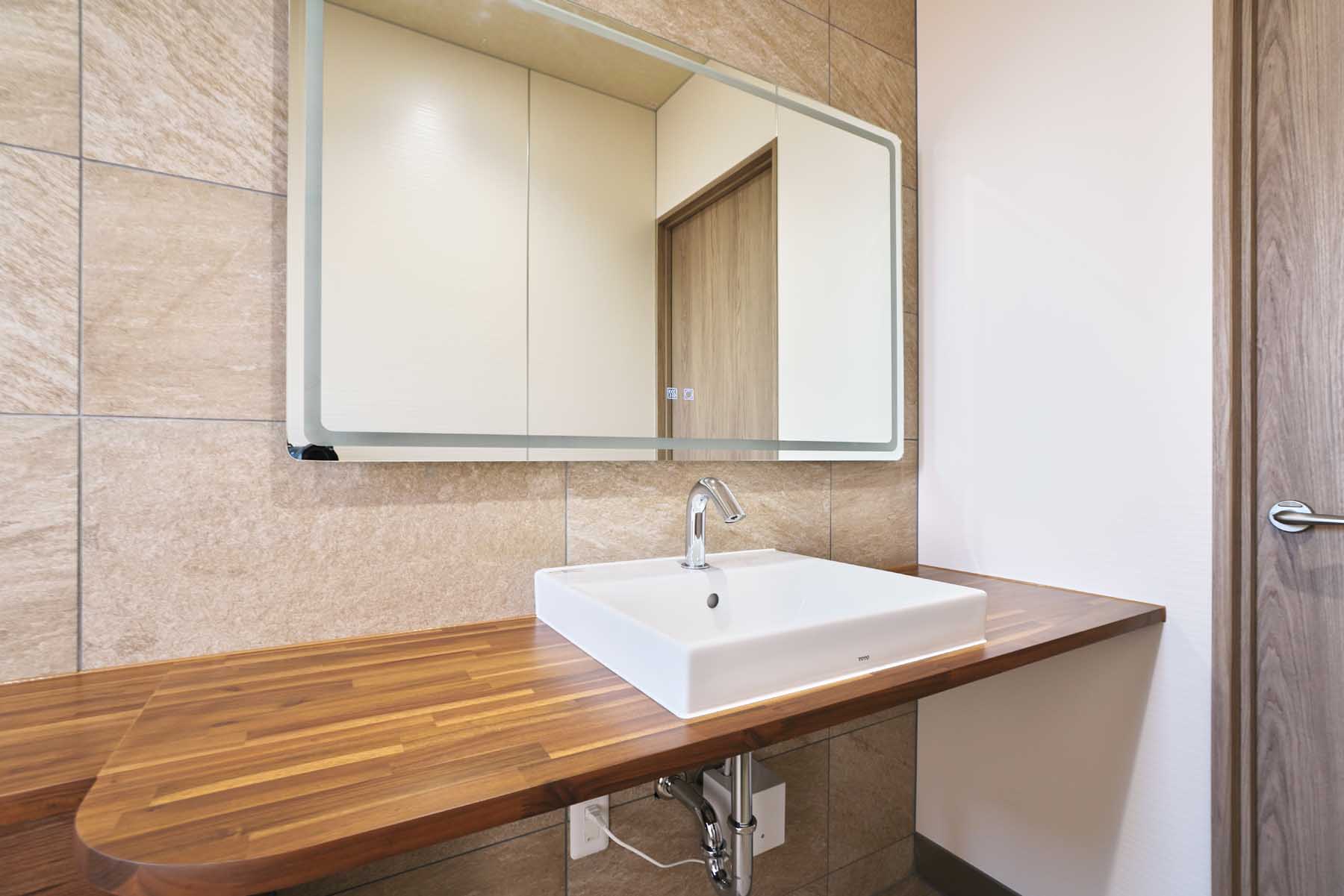 三宅設備工業株式会社 トイレ