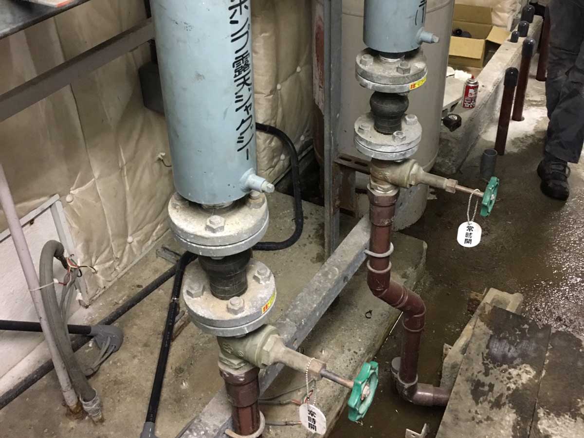 給水ポンプ交換工事