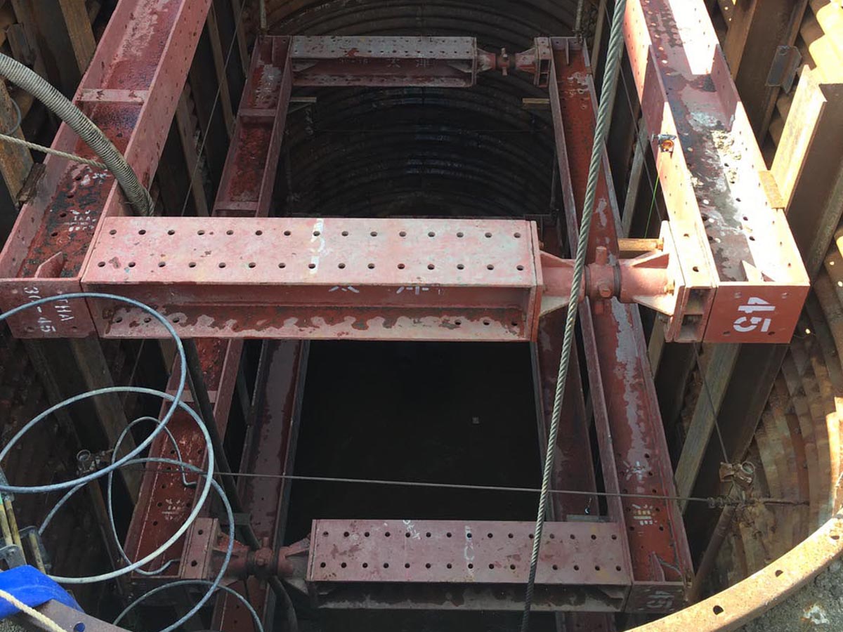 大口径水道管設置工事