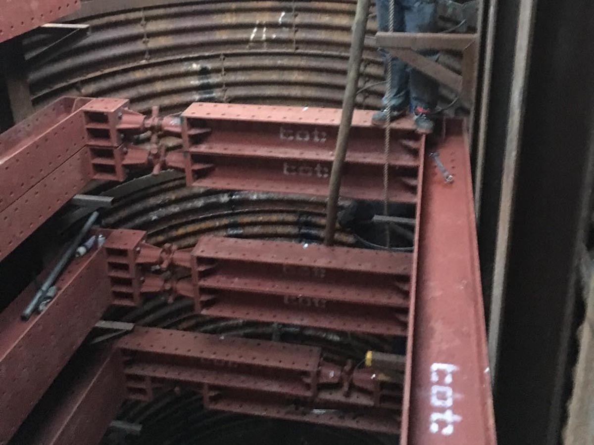 大口径水道管設置工事